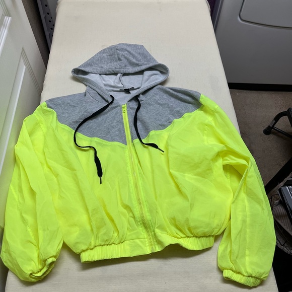 Fashion Nova XS lot of 1 hoodie 1 set 1 skort & 2 tops - Picture 2 of 14